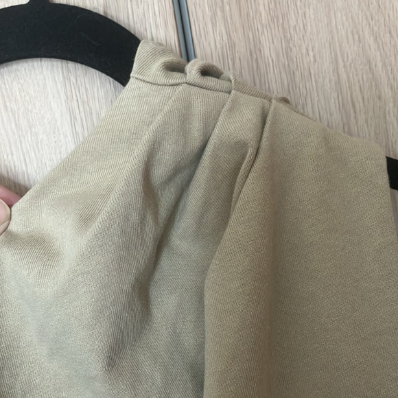 Banana Republic One shoulder tank - Picture 3 of 4